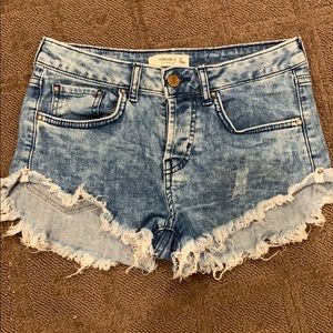 acid washed jean shorts